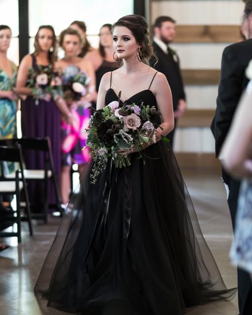 A Black Wedding Dress Arrived For My Daughter Instead of White—And Things Only Got Worse from There