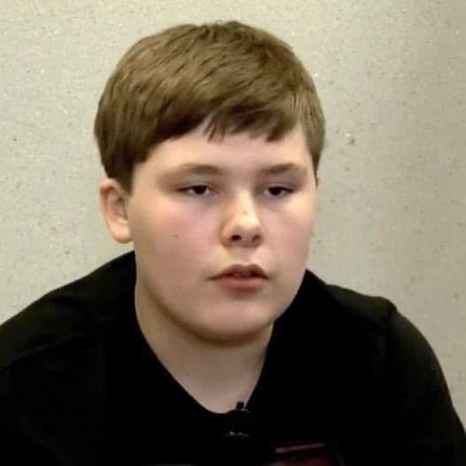 13-year-old boy stops kidnapper with a $3 toy his mom bought for himm