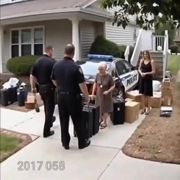 The Moment I Learned That Love Doesn’t Mean Giving Up Everything